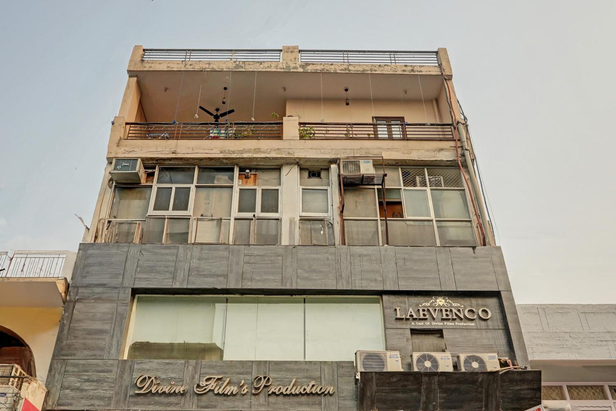 Hotel O Kanak Palace Neu-Delhi Exterior foto